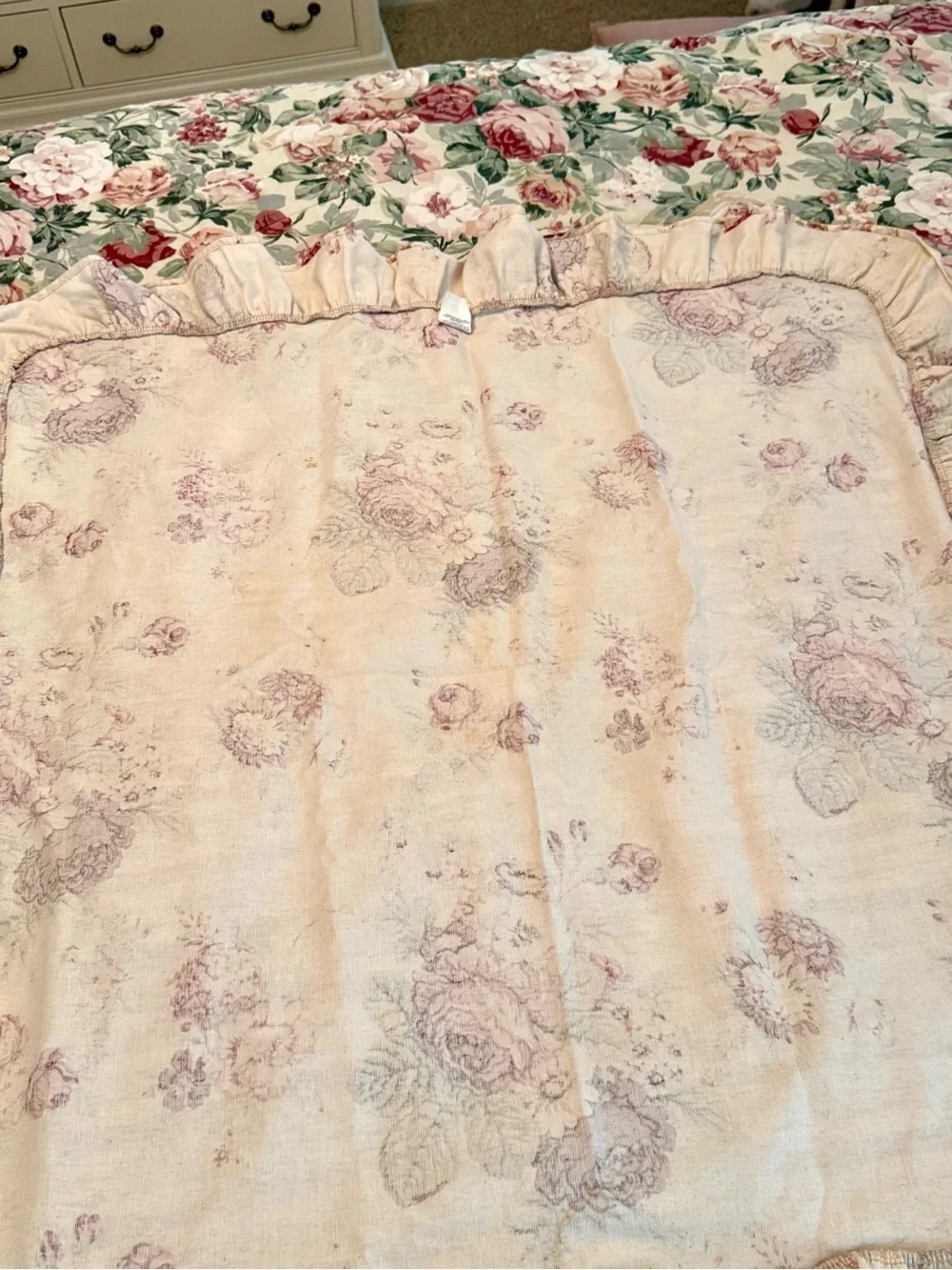 VTG Waverly Norfolk Rose Table Topper Square Ruffle Tablecloth Garden Room